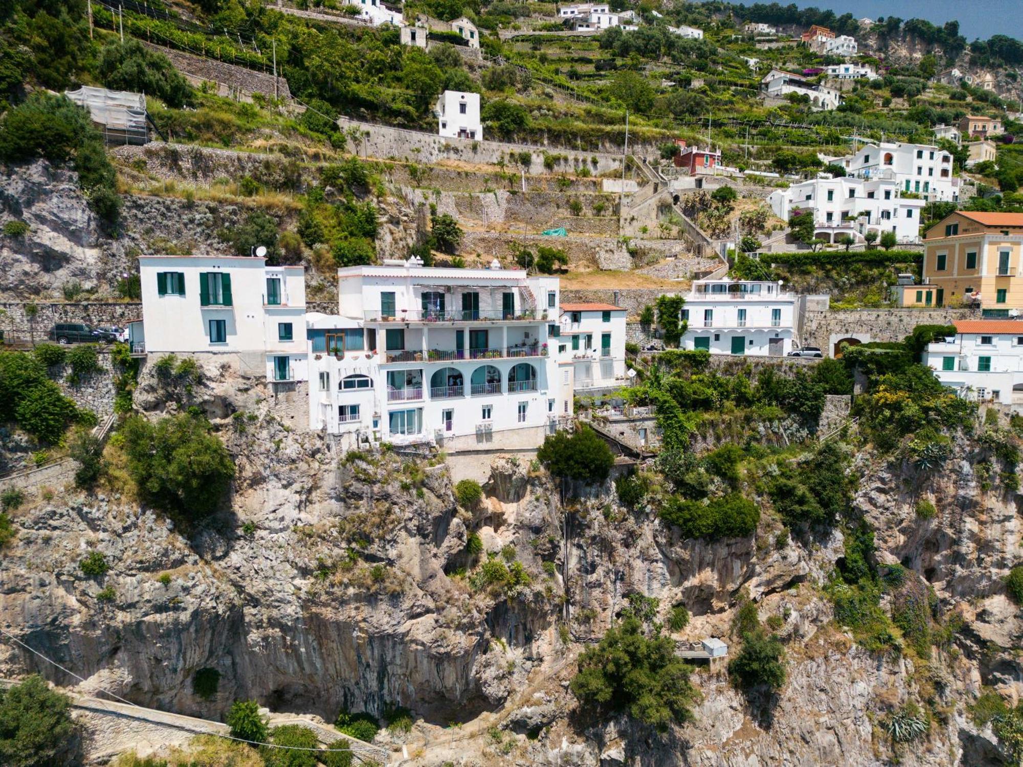 La Dimora Del Maestro Bed and Breakfast Amalfi Eksteriør billede